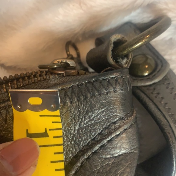 THE SAK LEATHER SHOULDER Bag
